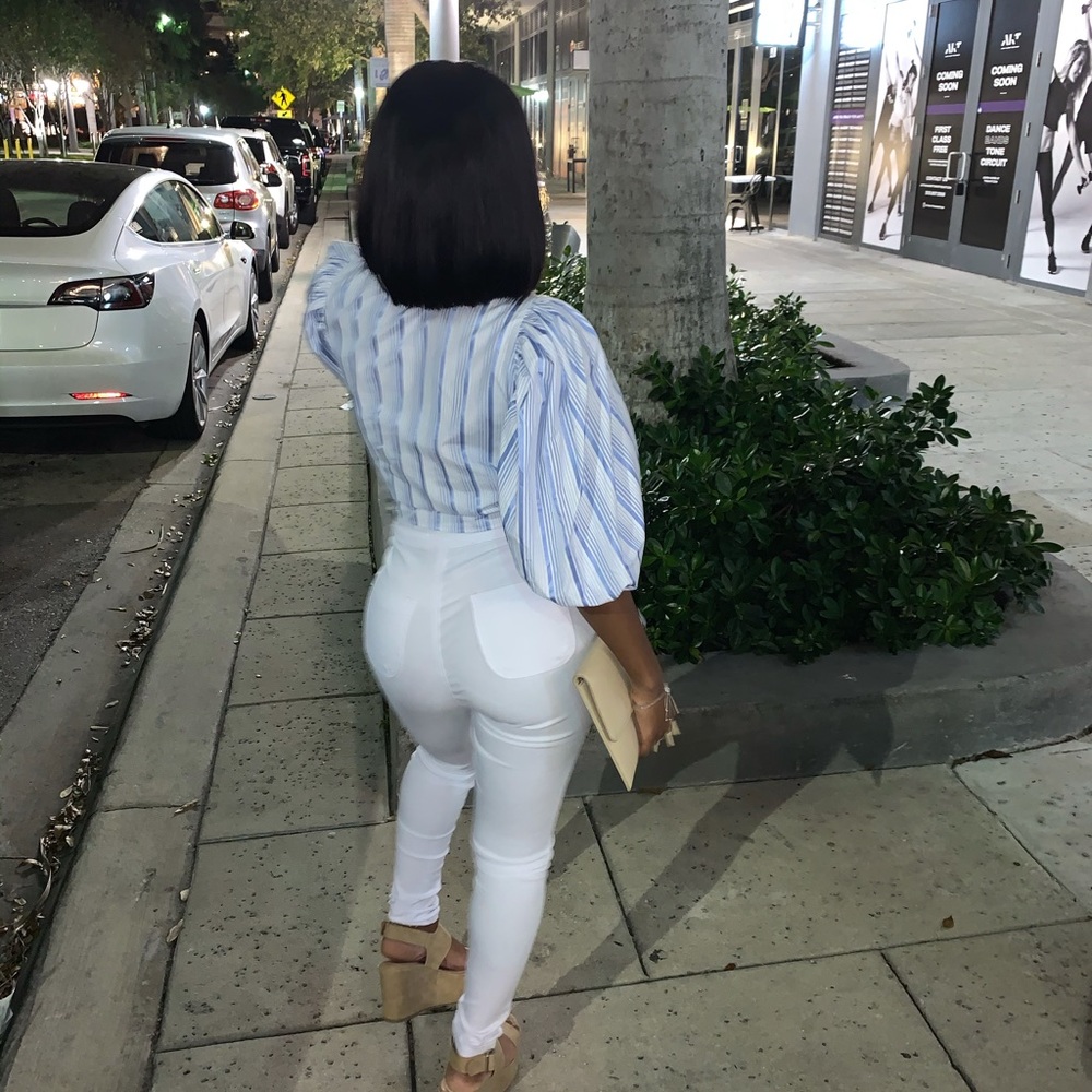 Cute tie up top
